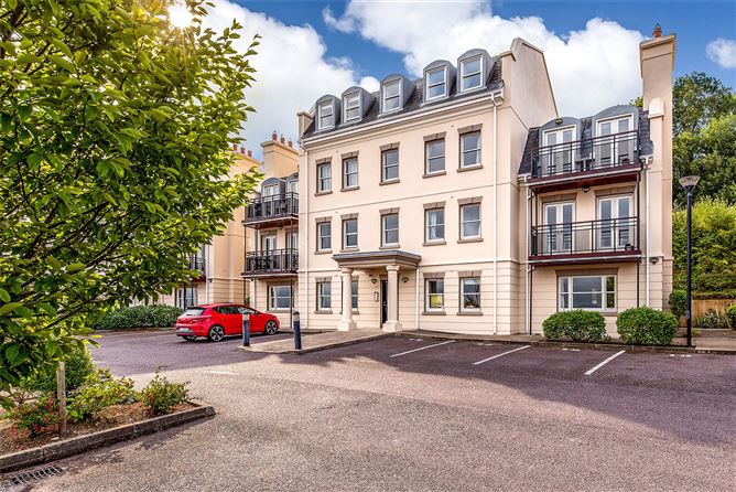 9 Estuary Court, Rochestown, Cork