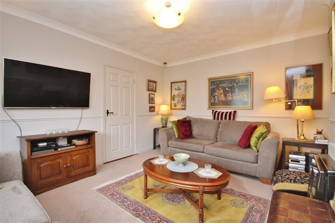 10 Birchview Court, Kilnamanagh, Dublin 24