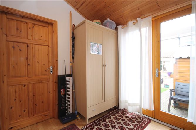 10 Birchview Court, Kilnamanagh, Dublin 24