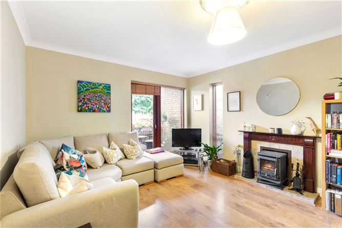 14 Bellevue Court, Booterstown, Co. Dublin