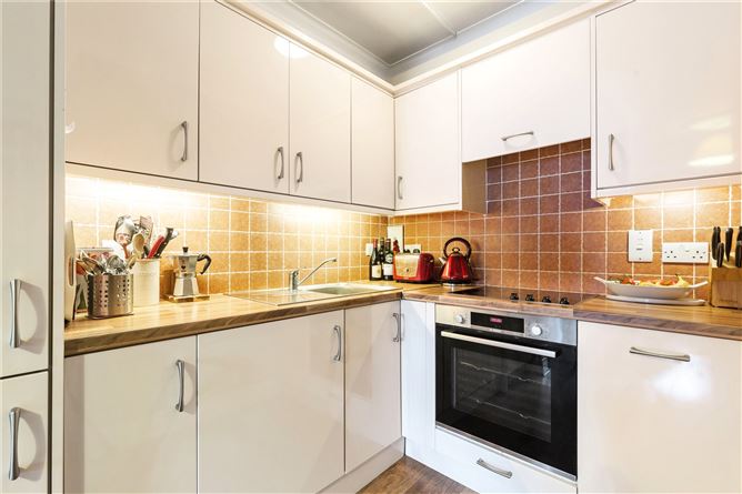 14 Bellevue Court, Booterstown, Co. Dublin