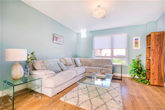 35 Abbots Grove Avenue, Knocklyon, Dublin 16