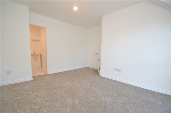 7 Pairc Na Gleann, Ballycotton, Cork