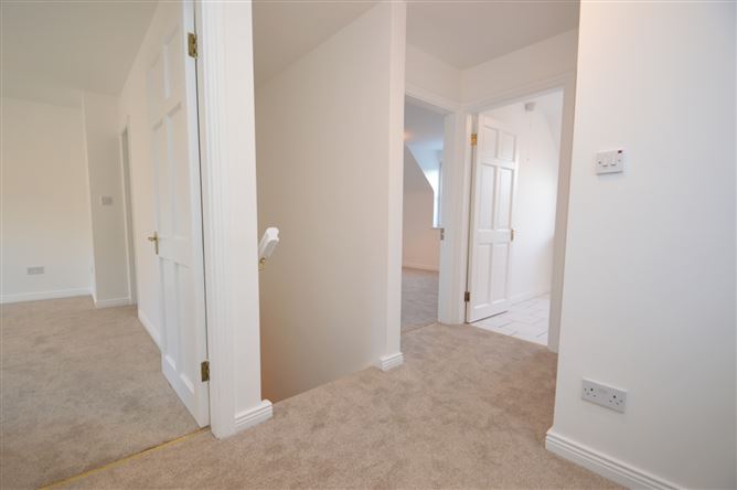 7 Pairc Na Gleann, Ballycotton, Cork