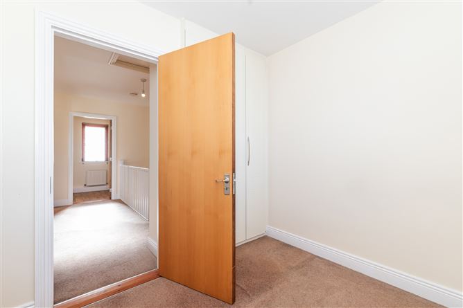 2 Hunters Place, Hunters Wood, Ballycullen, Dublin 24