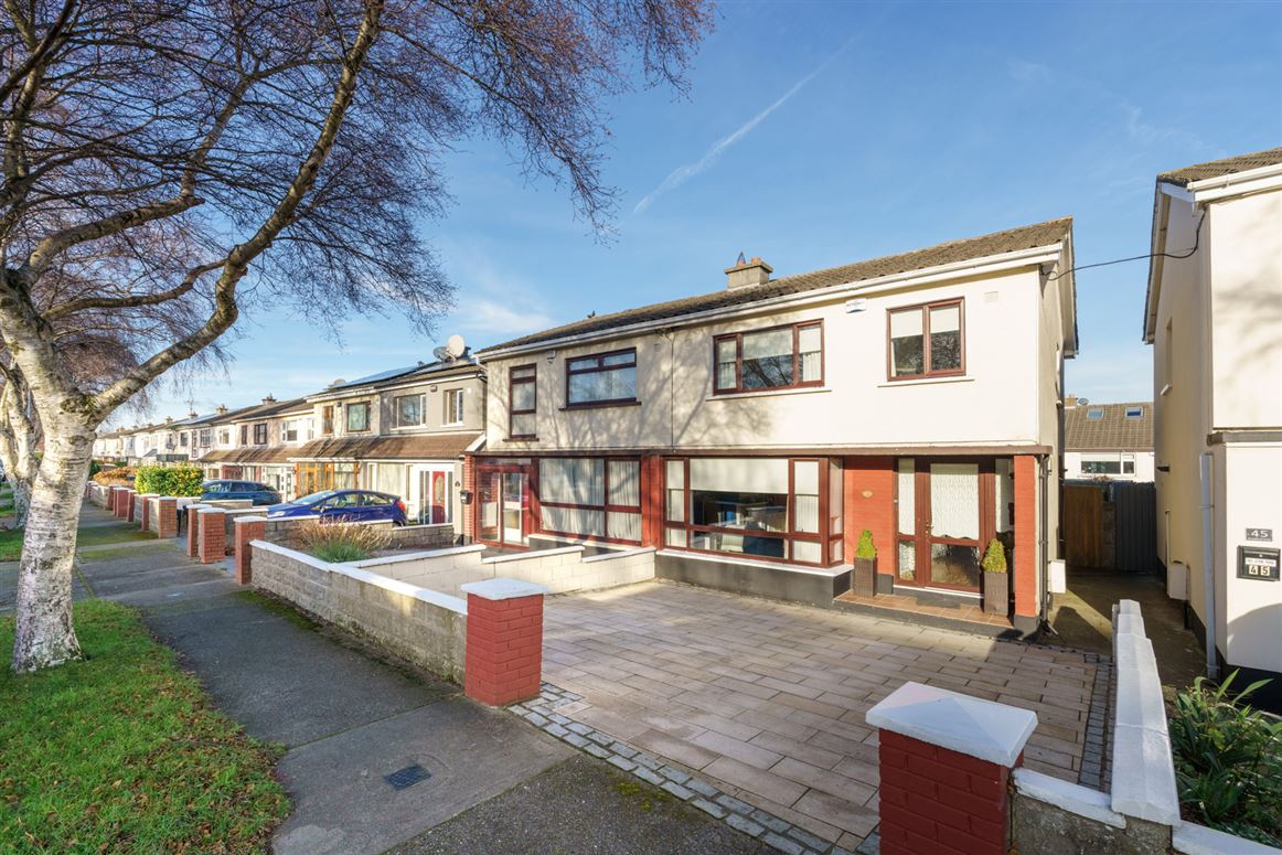 44 Broadford Drive, Ballinteer, Dublin 16