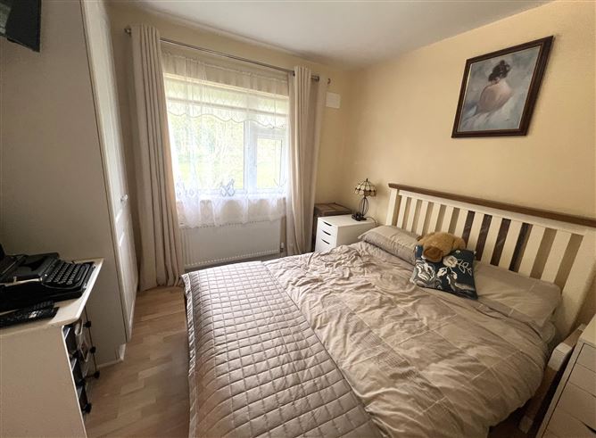 4 Sycamore Drive, Ballymoe, Galway