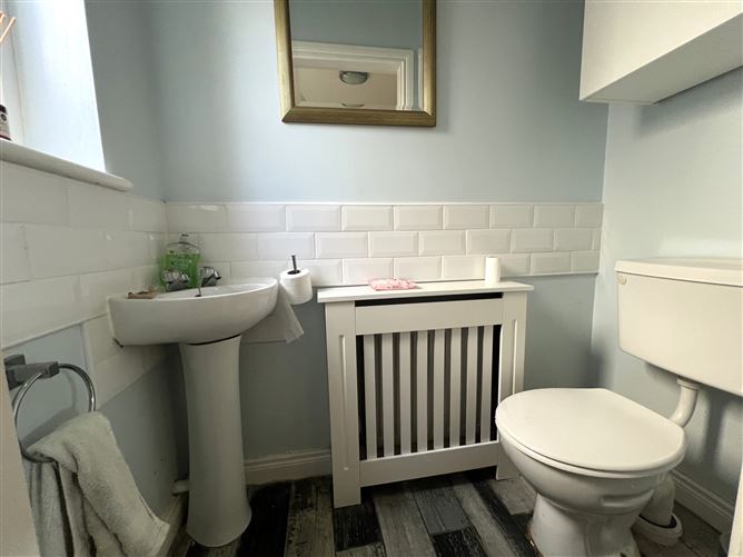 4 Sycamore Drive, Ballymoe, Galway