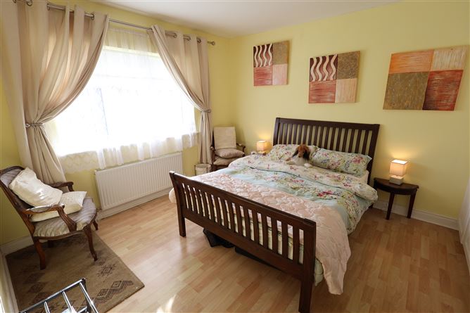 4 Sycamore Drive, Ballymoe, Galway