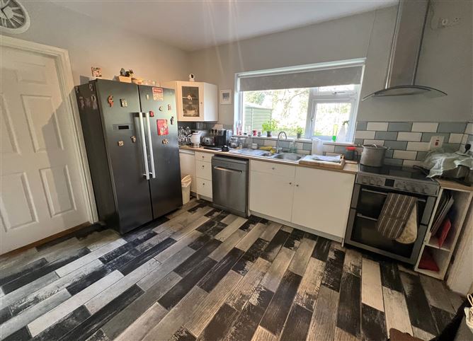 4 Sycamore Drive, Ballymoe, Galway