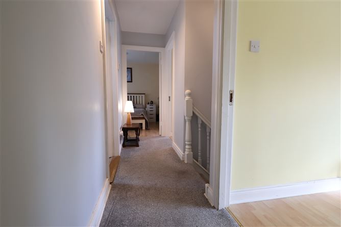 4 Sycamore Drive, Ballymoe, Galway