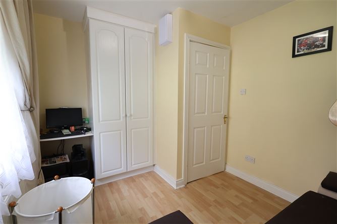 4 Sycamore Drive, Ballymoe, Galway