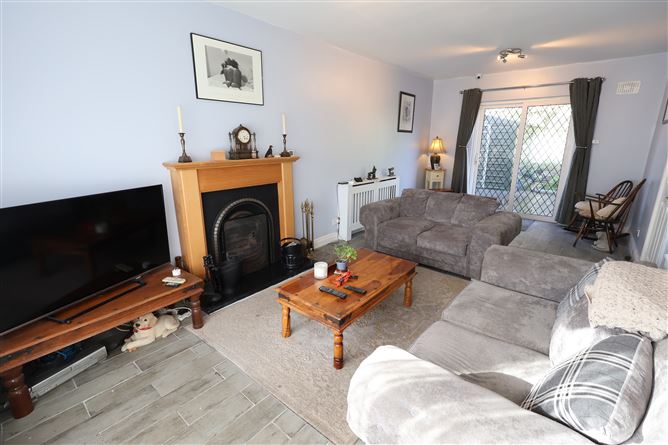 4 Sycamore Drive, Ballymoe, Galway