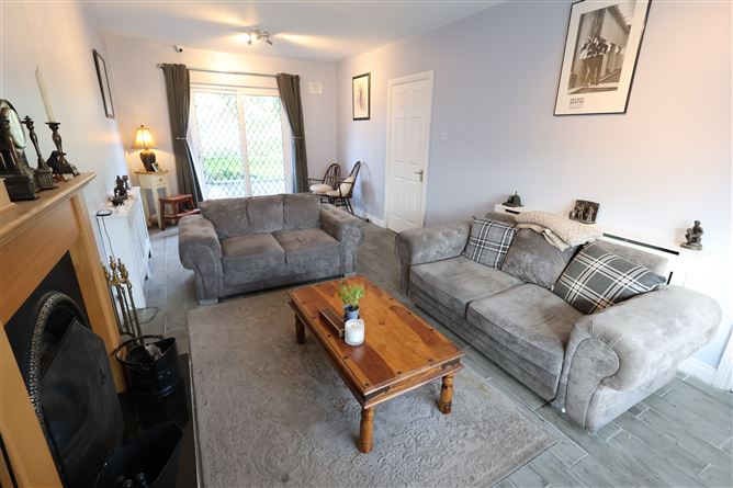 4 Sycamore Drive, Ballymoe, Galway
