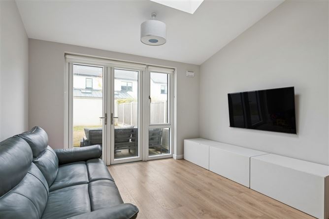 Photo 9 of 24 — 21 Skylark Park View, Portmarnock,   County Dublin