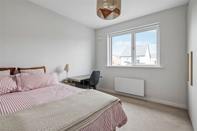 Photo 16 of 24 — 21 Skylark Park View, Portmarnock,   County Dublin