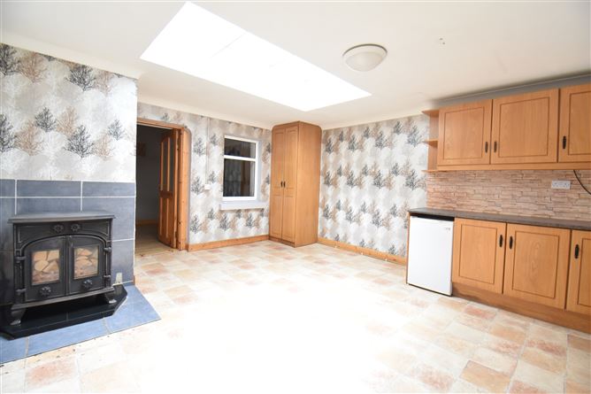 Photo 8 of 23 — 9 St. Patrick's Place, Enniscorthy, Wexford