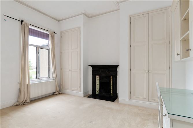 24 Eaton Square, Terenure, Dublin 6W