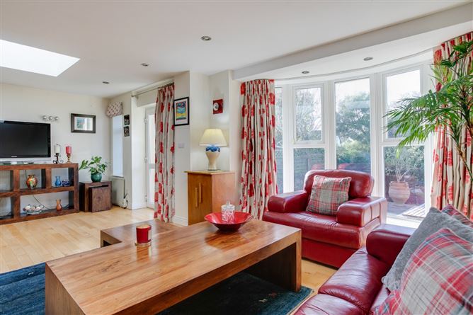 28 Villarea Park, Glenageary, County Dublin