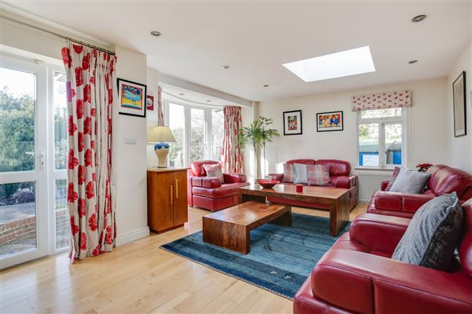 28 Villarea Park, Glenageary, County Dublin