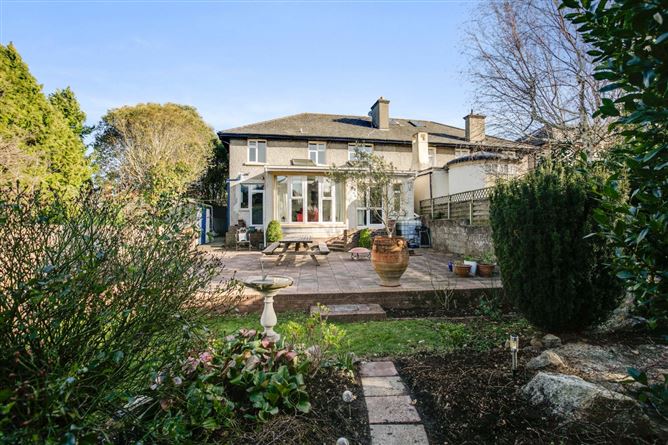 28 Villarea Park, Glenageary, County Dublin