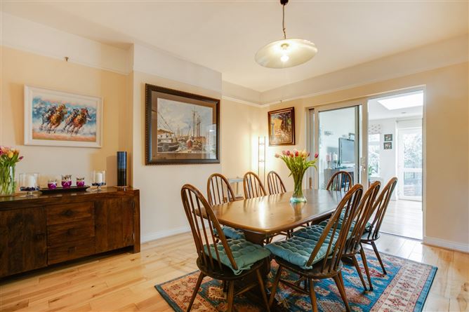 28 Villarea Park, Glenageary, County Dublin