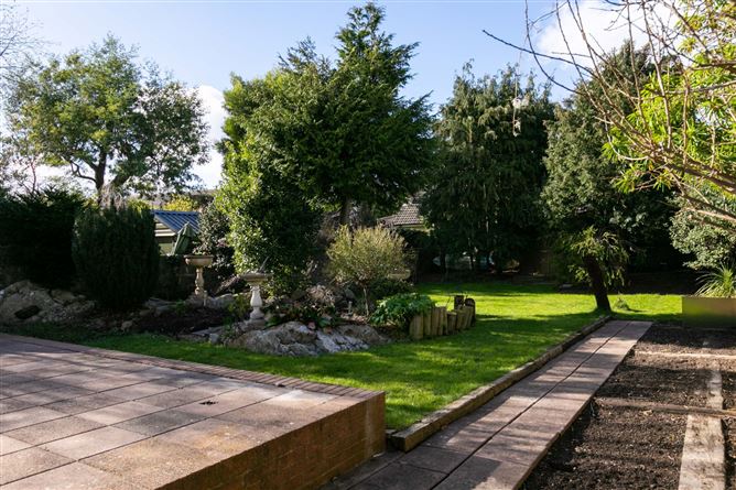 28 Villarea Park, Glenageary, County Dublin
