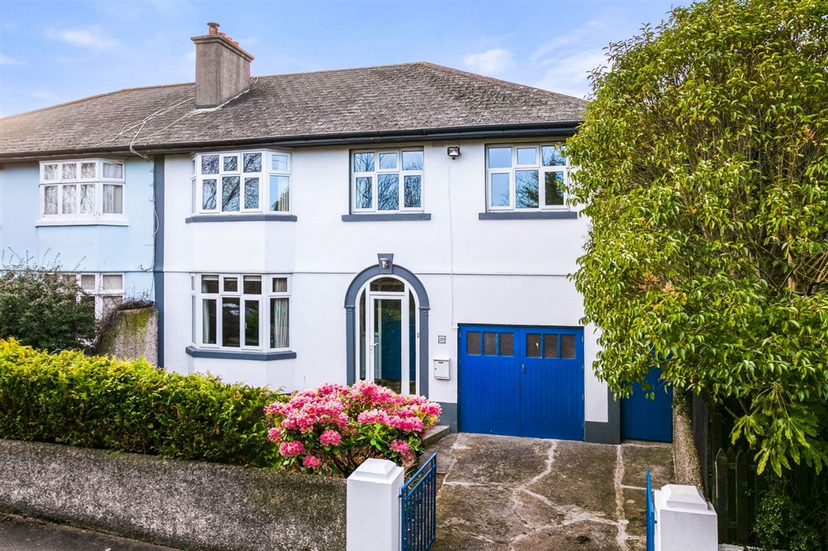 28 Villarea Park, Glenageary, County Dublin