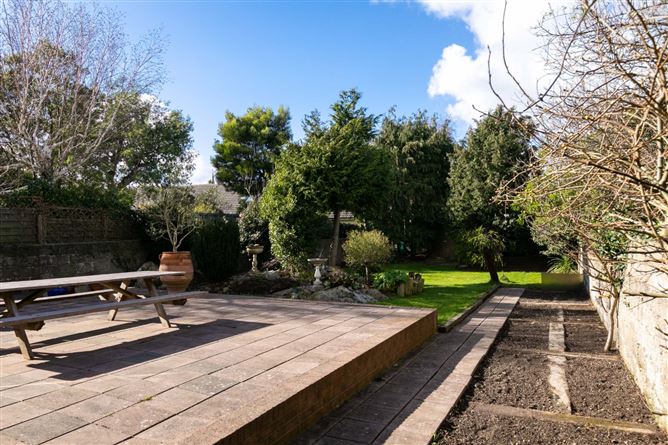 28 Villarea Park, Glenageary, County Dublin