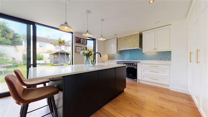 5 Cabinteely Drive, Pottery Road, Dun Laoghaire, Co. Dublin