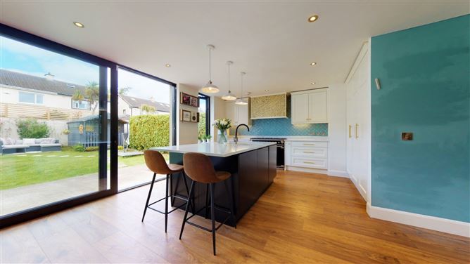 5 Cabinteely Drive, Pottery Road, Dun Laoghaire, Co. Dublin