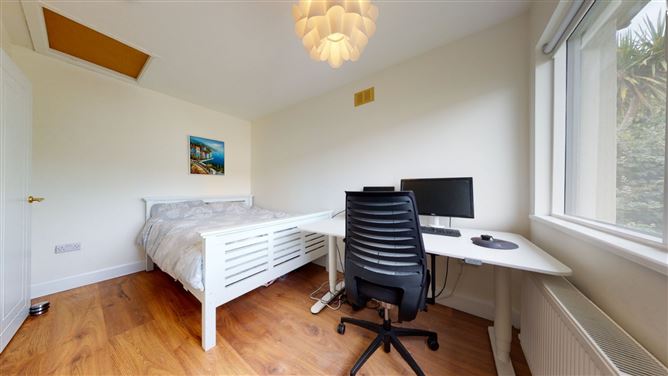 5 Cabinteely Drive, Pottery Road, Dun Laoghaire, Co. Dublin