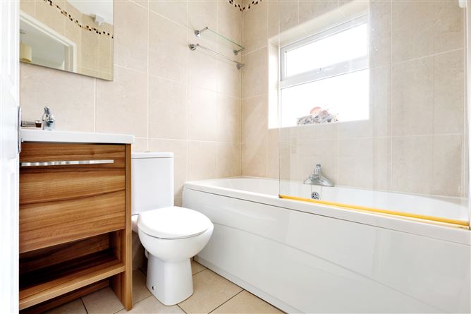 11 St Mochta's Close, Clonsilla, Dublin 15