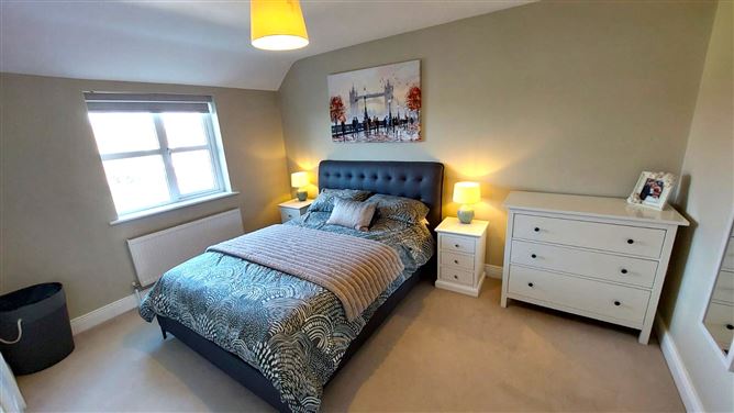 Photo 11 of 15 — 12 Farmlea Manor, Abbey Rd, Ferrybank, Waterford