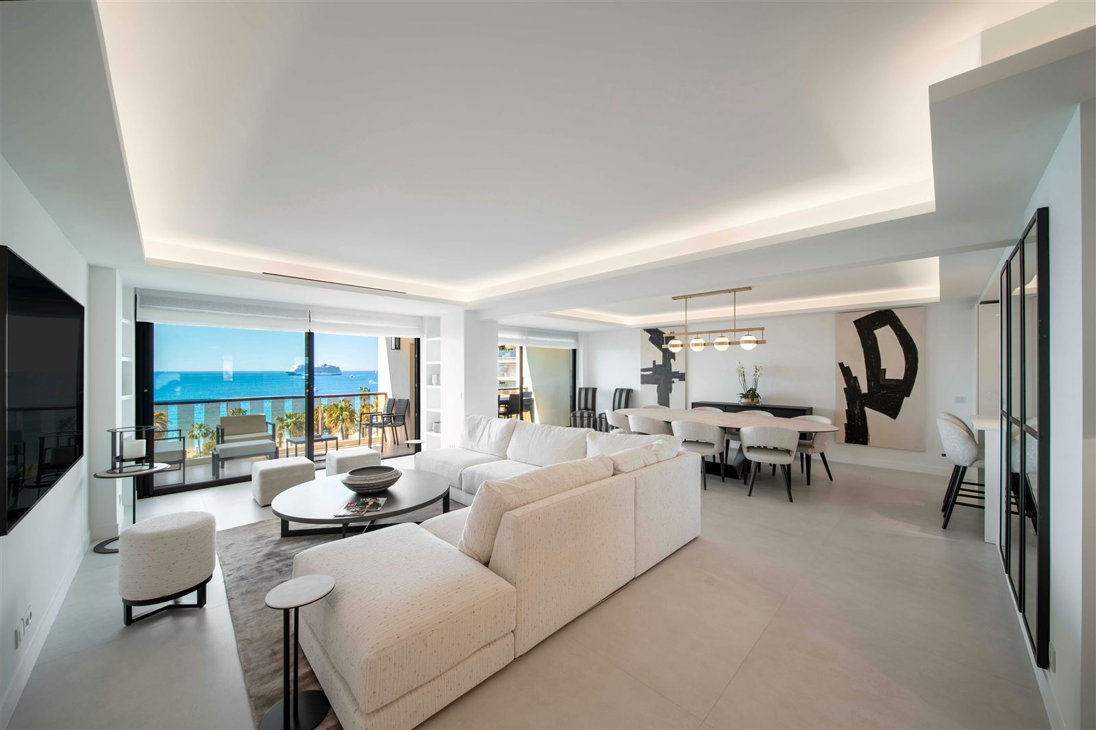 Photo 1 of 10 — Croisette Pearl,Cannes,Provence-Alps-French Riviera,France