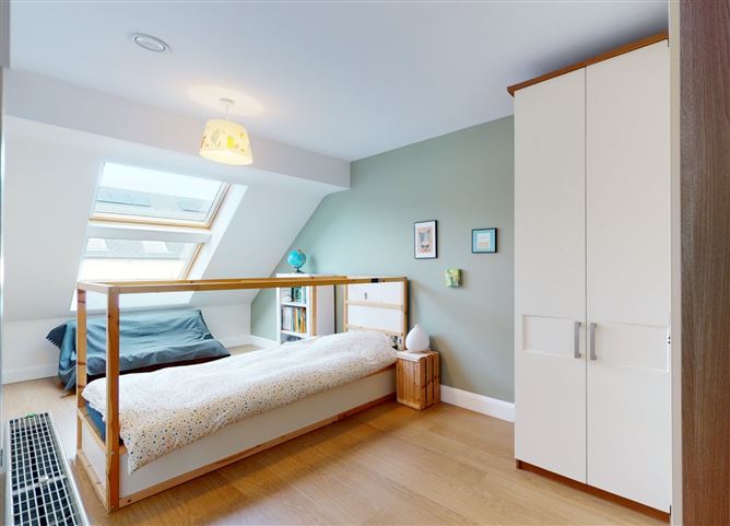 27 Roseland Avenue, Cualanor, Upper Glenageary Road, Dun Laoghaire