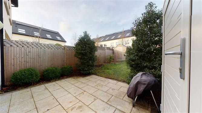 27 Roseland Avenue, Cualanor, Upper Glenageary Road, Dun Laoghaire