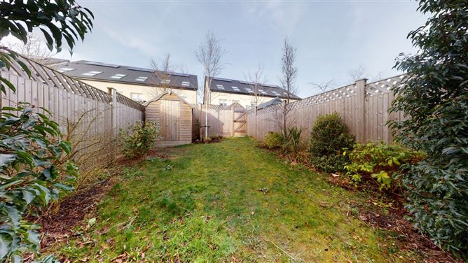 27 Roseland Avenue, Cualanor, Upper Glenageary Road, Dun Laoghaire