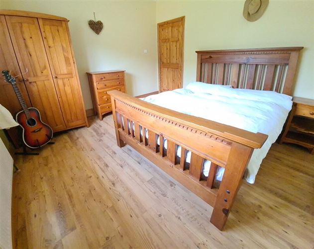 Cullenrevagh, Carrick- Shannon, Hill Street, Roscommon