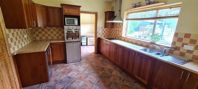 Cullenrevagh, Carrick- Shannon, Hill Street, Roscommon