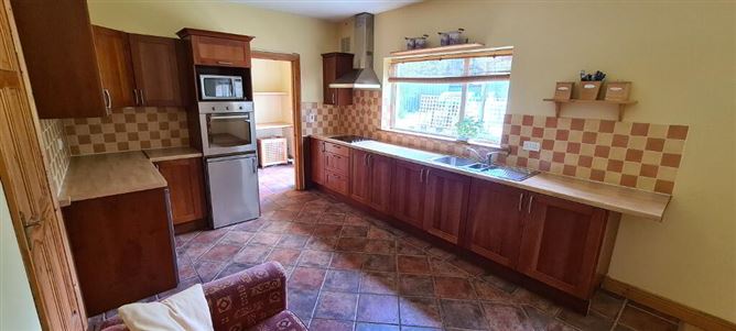 Cullenrevagh, Carrick- Shannon, Hill Street, Roscommon