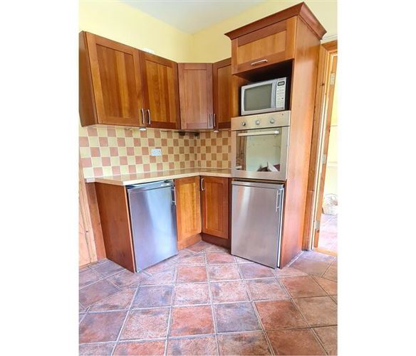 Cullenrevagh, Carrick- Shannon, Hill Street, Roscommon