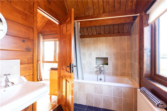 9 Lough Sillan Lodge, Shercock, Co. Cavan