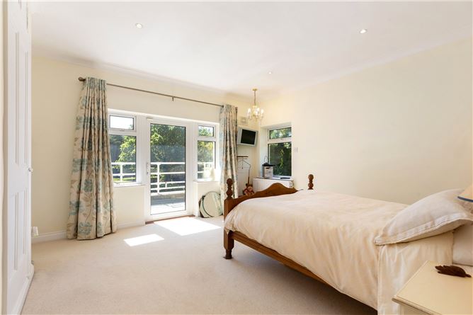 Coolvally, Abingdon Park, Shanganagh Road, Old Shankill, Dublin 18