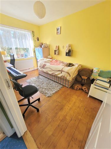 8 Hillview, Cahir, Tipperary