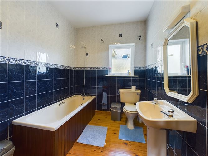 "Seascapes", Rockmount, Liscannor, Co. Clare