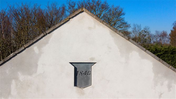 Woodside Chapel, Dromena Road, Castlebellingham, Louth