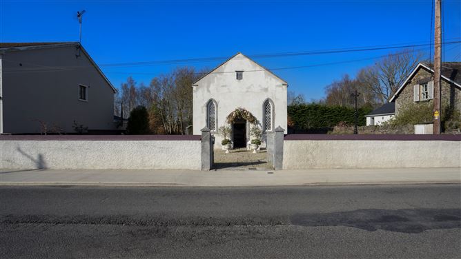 Woodside Chapel, Dromena Road, Castlebellingham, Louth