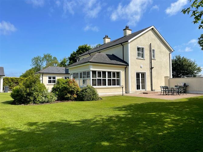 Elvana House, Louth Hall,, Tallanstown, Louth