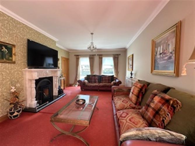 Elvana House, Louth Hall,, Tallanstown, Louth